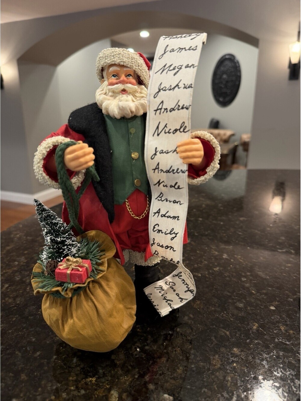 Possible  Dreams Clothique Department 56 Santa Claus 10.5” Excellent